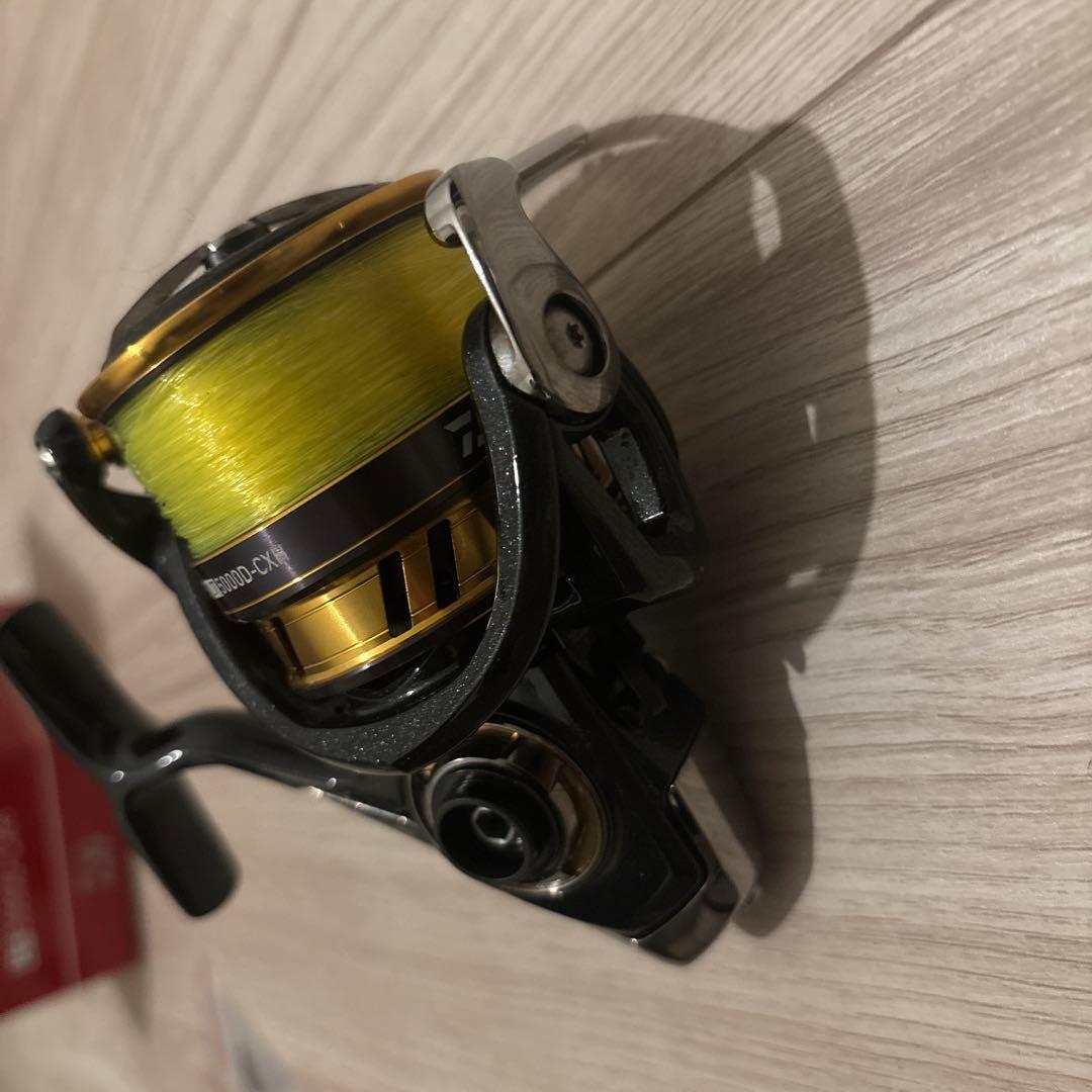 超美品　ダイワ DAIWA LEGALIS レガリス LT5000D-CXH