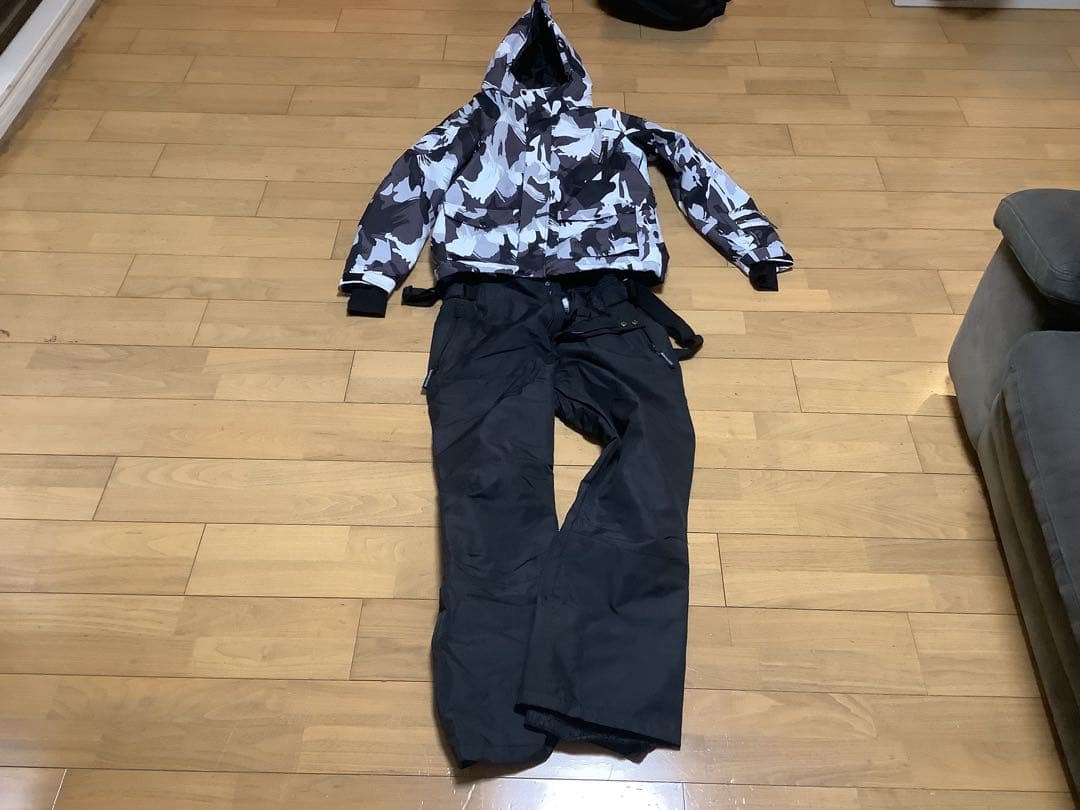 迷彩柄スキーウェアセット