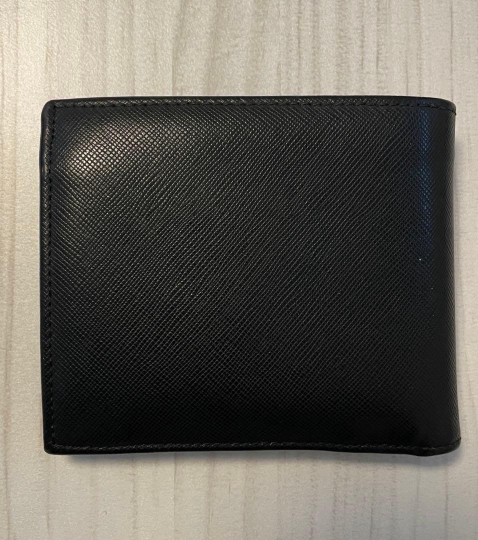 PRADA ブラック 二つ折り財布　メンズ