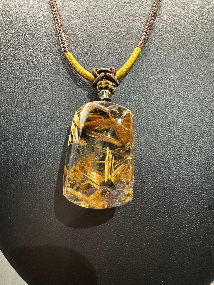 これは凄い！ルチルクォーツ ペンダントネックレス1月24日まで