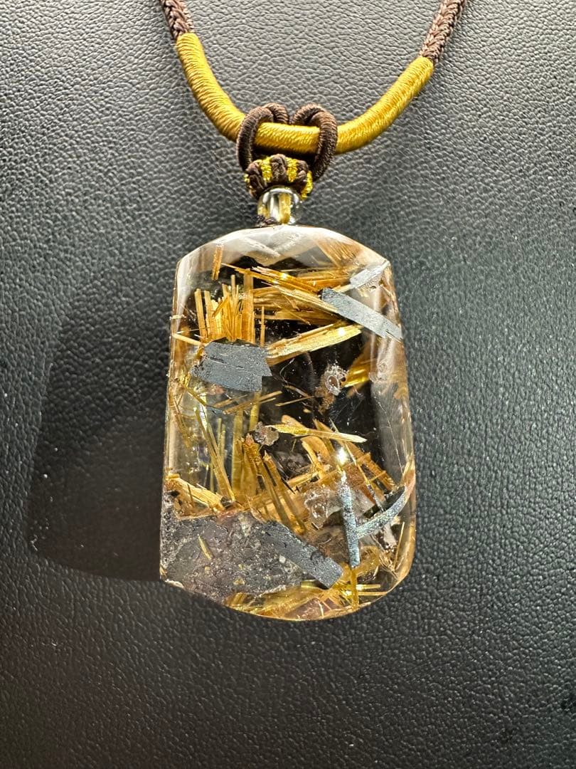 これは凄い！ルチルクォーツ ペンダントネックレス1月24日まで