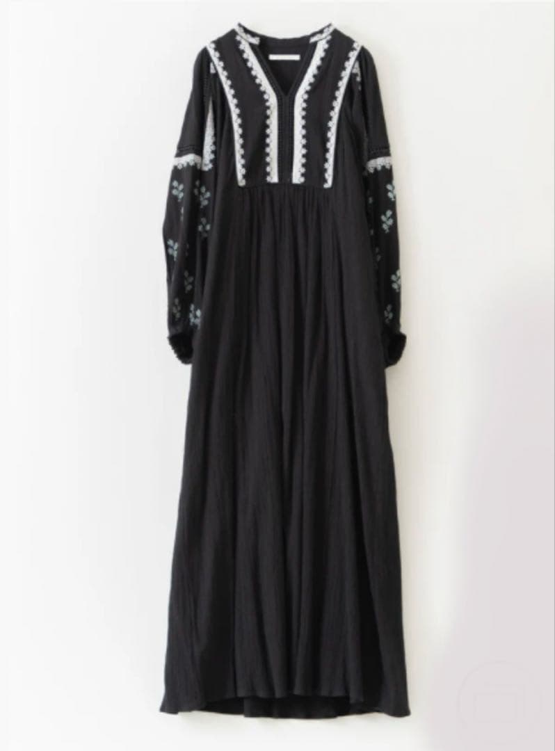 ももこ【ヌキテパ】 コットン ガーゼ リーフ エンブロイダリーヨークドレス