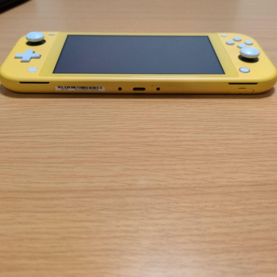 Nintendo SwichLite イエロー