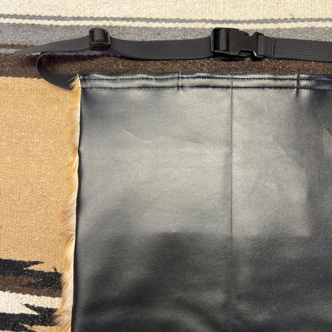 【裏地付】　ホエジカ尻あて　腰皮　鹿毛皮敷物　　スキー　登山　山菜　釣り　マタギ