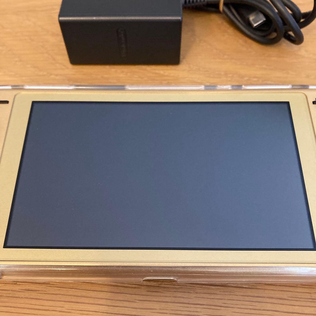 Nintendo Switch Lite ゴールド ハイラルエディション　美品