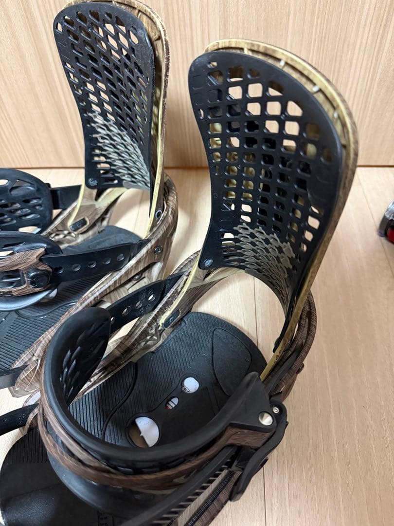 BURTON GENESIS EST バートン ジェネシス Sバインディング