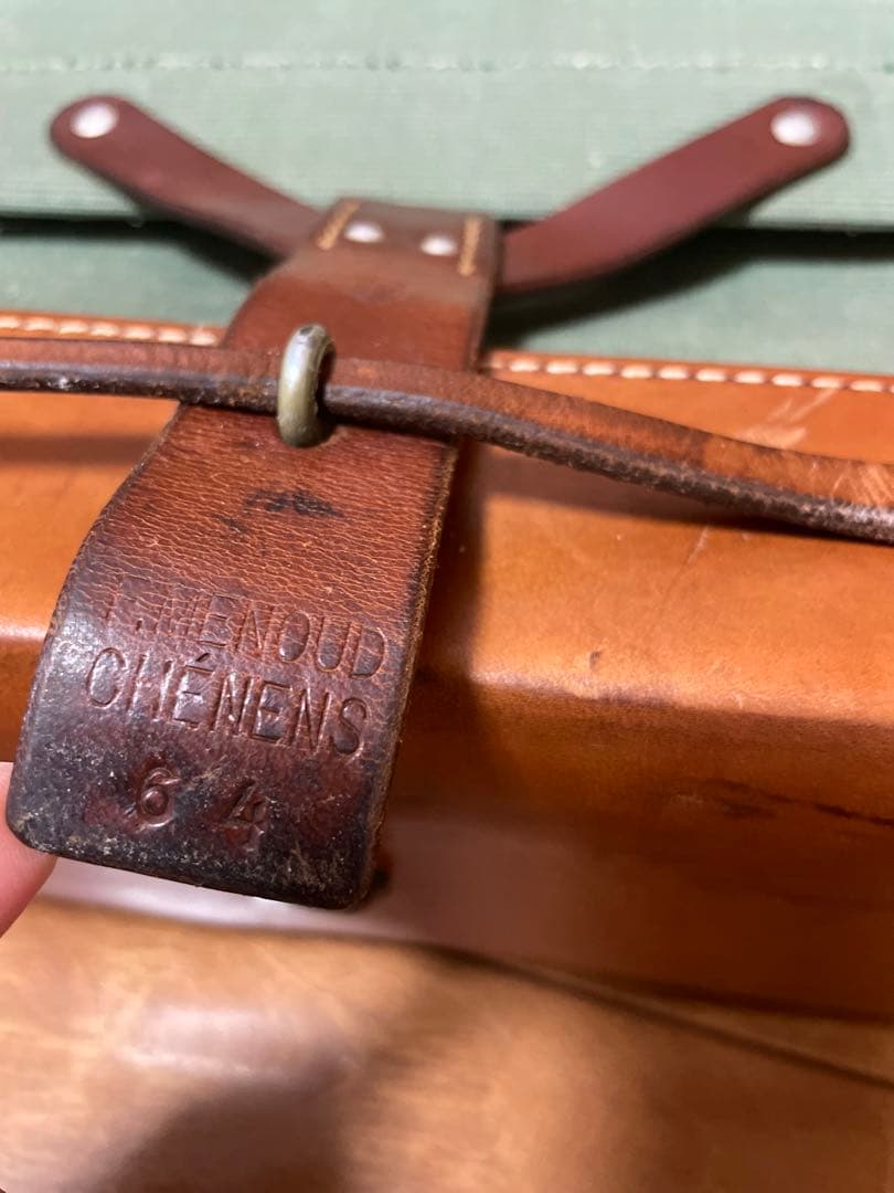 希少　スイス軍　ツールバッグ　ヴィンテージ　ミリタリー  実物　サバゲー