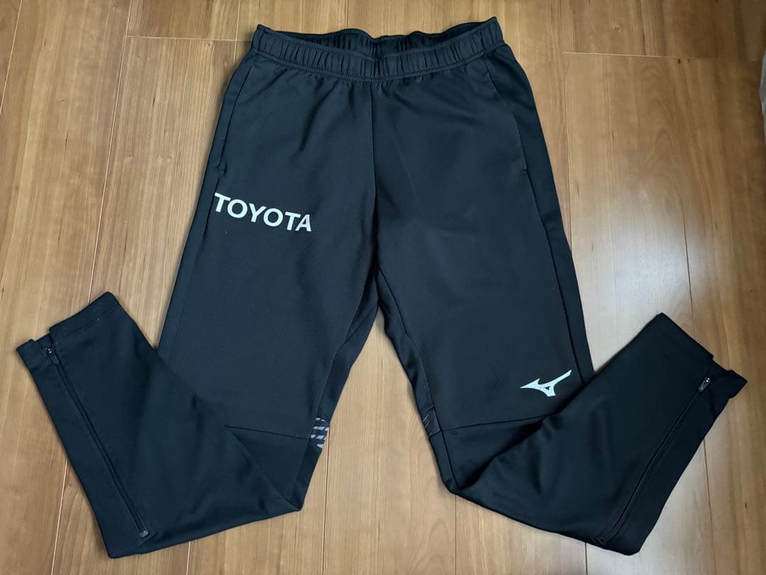 名古屋グランパストレーニングウェア