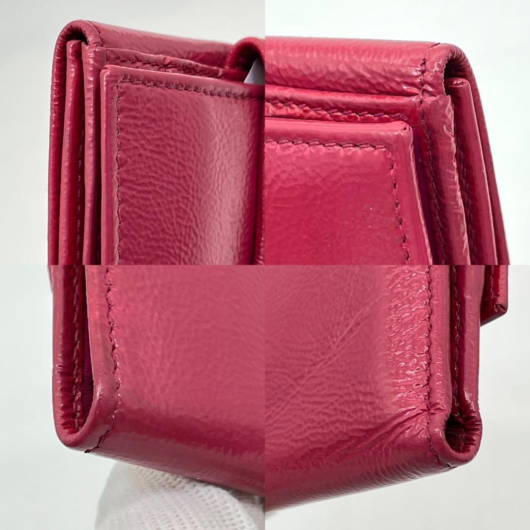 イヴサンローラン 二つ折り財布 カサンドラ YSLロゴ パテントレザー ピンク