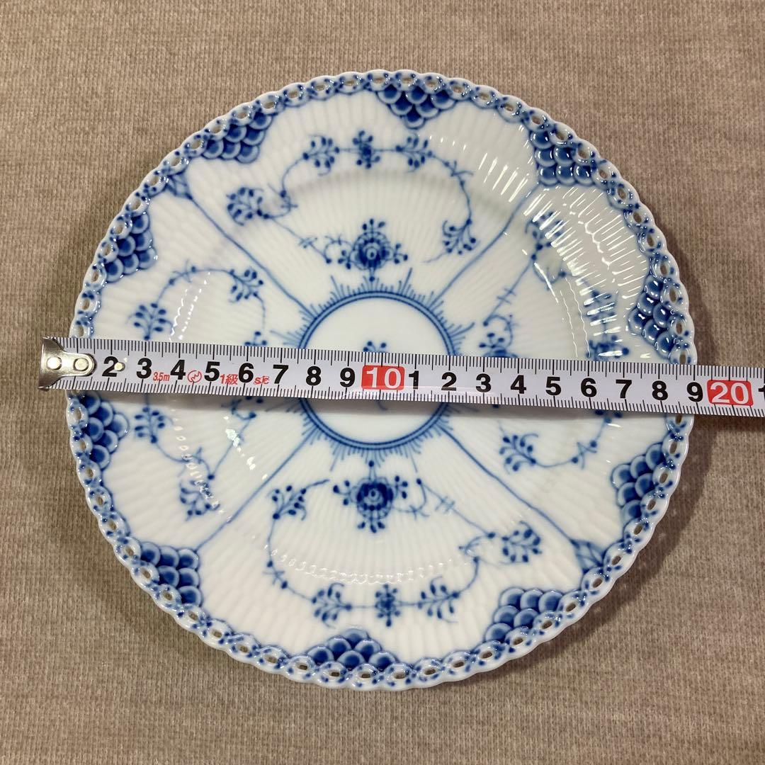 ロイヤルコペンハーゲン　丸皿　19センチ