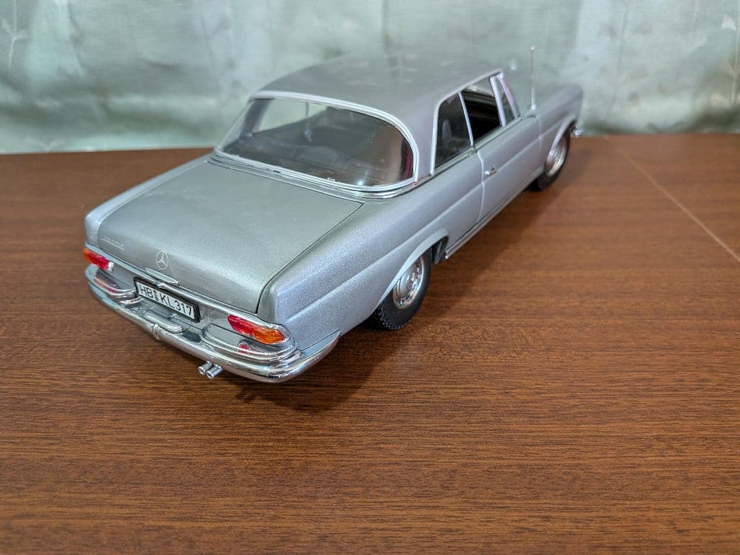 【専用】NOREV メルセデス・ベンツ 280SE 1/18 ノレブ　美品