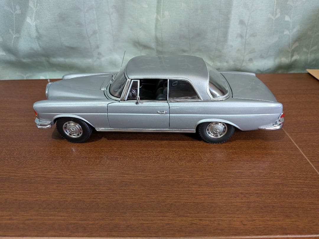 【専用】NOREV メルセデス・ベンツ 280SE 1/18 ノレブ　美品