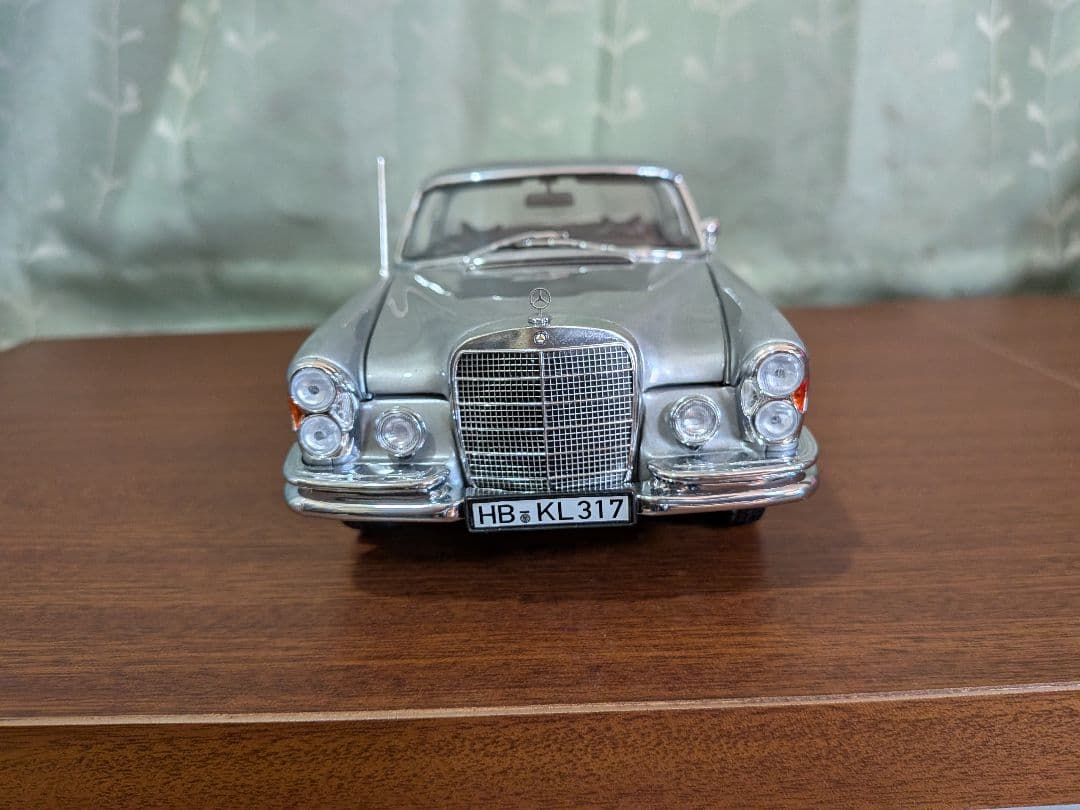 【専用】NOREV メルセデス・ベンツ 280SE 1/18 ノレブ　美品