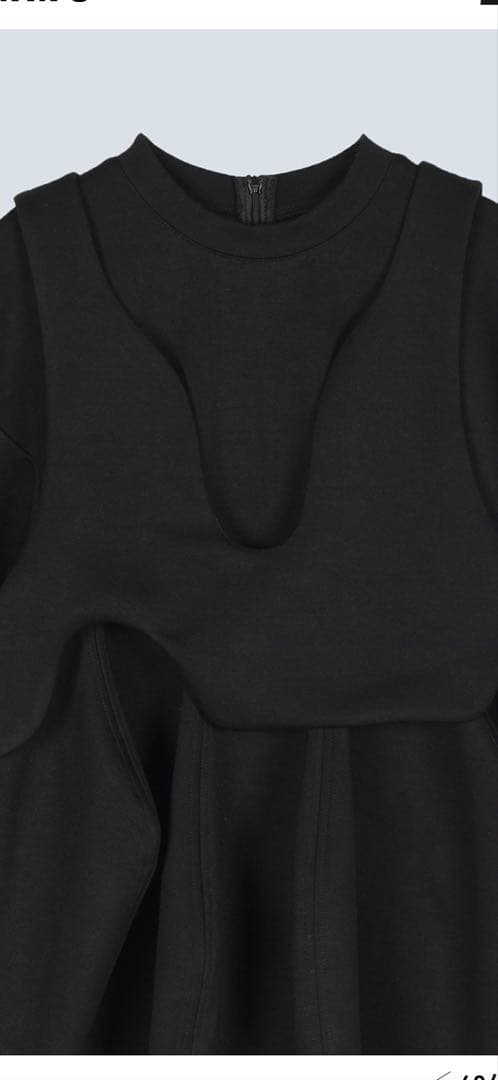OMMO バルーンスリーブ 黒 長袖トップス