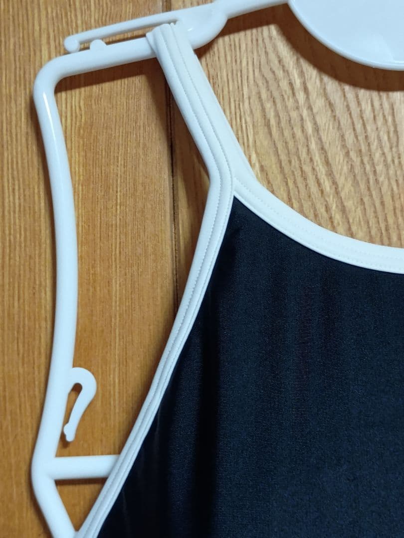 arena アリーナ 競泳水着 ARN-185W 白パイピング Mサイズ 黒色