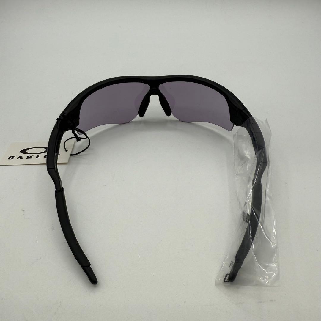 【新品・未使用品】オークリー サングラス 0009206 レーダーロックパス