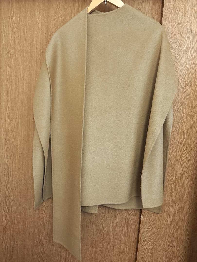 COS ウールブレンドケープ