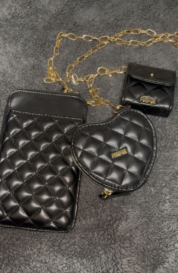 FURFUR ブラック スマホショルダーバッグ