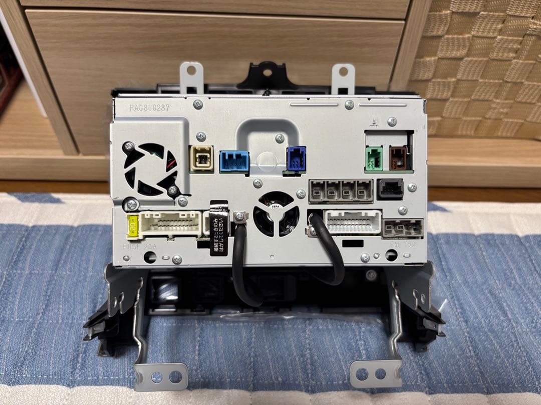 日産純正ナビ　MM318D-L C27セレナ用　デットストック　超美品