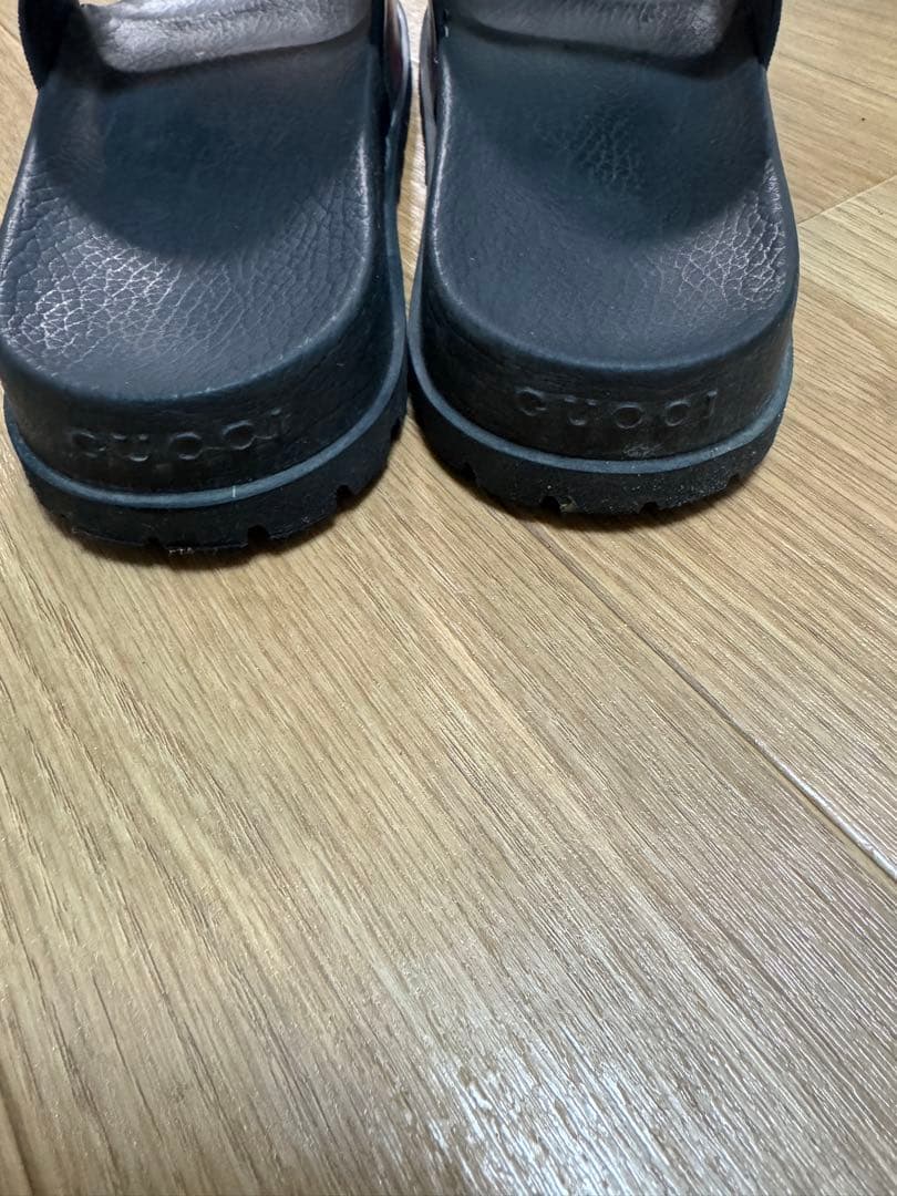 GUCCI サンダル　早い待ち