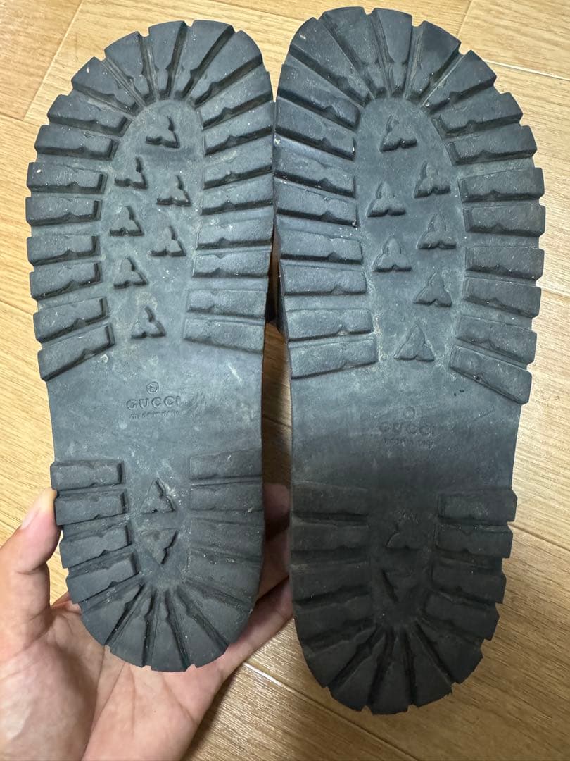 GUCCI サンダル　早い待ち