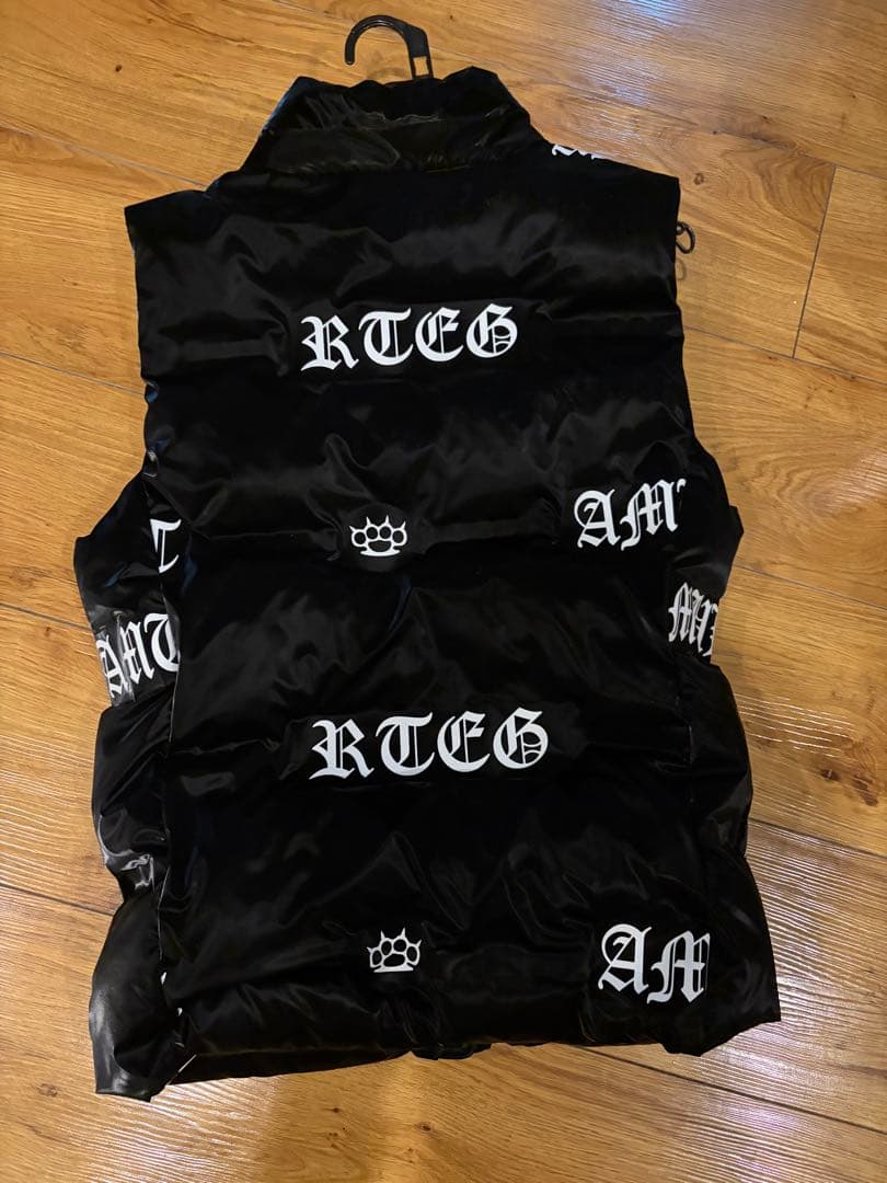 RTEG アダムスジャグラー フード付きダウンジャケット 黒