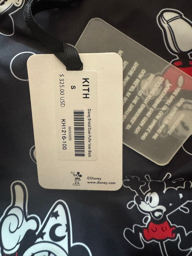専用！新品未使用　KITH×Disney リバーシブルダウンベスト　Ｓサイズ