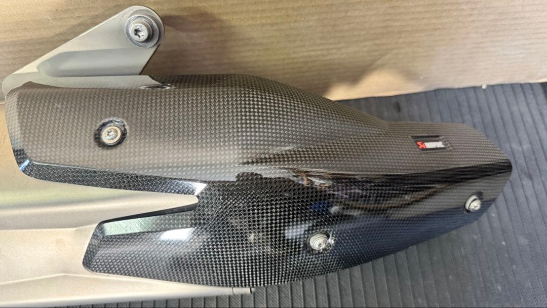 Akrapovicマフラー　NINJA H2 SX/SE 半年2000km使用