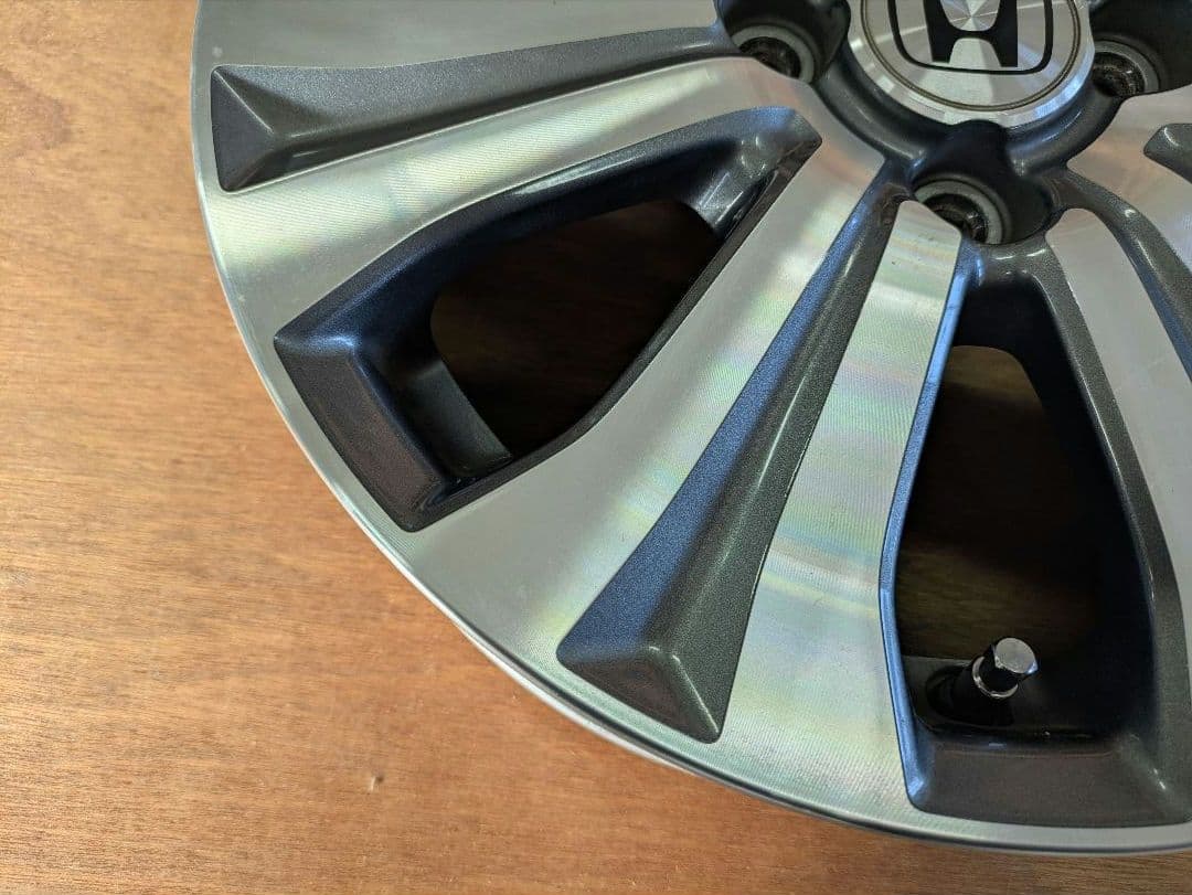 フリードスパイクGB３　アルミホイール 15インチその１