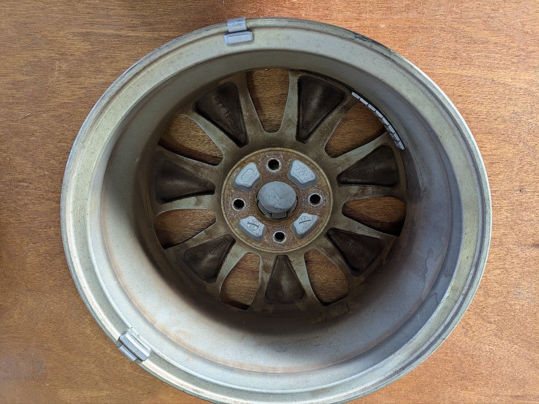 フリードスパイクGB３　アルミホイール 15インチその１