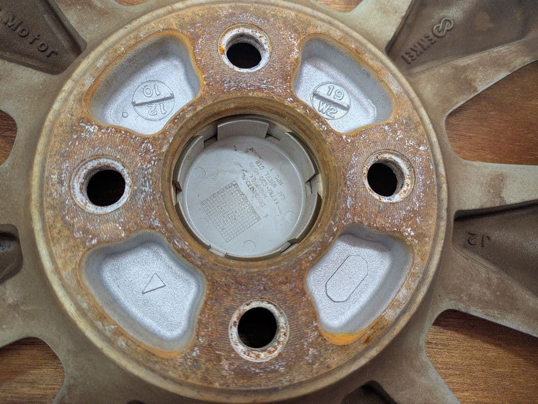 フリードスパイクGB３　アルミホイール 15インチその１