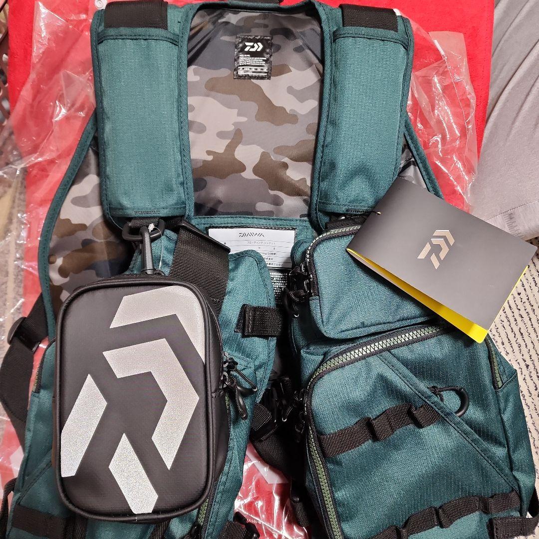 DAIWA フローティングジャケット フリーサイズ グリーン