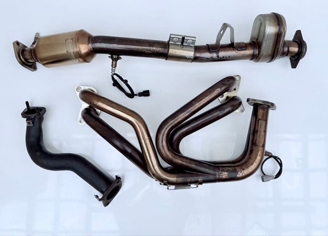 美品!★REVOLUTIONエキマニキャタライザー★86・BRZ・ZN6/ZC6