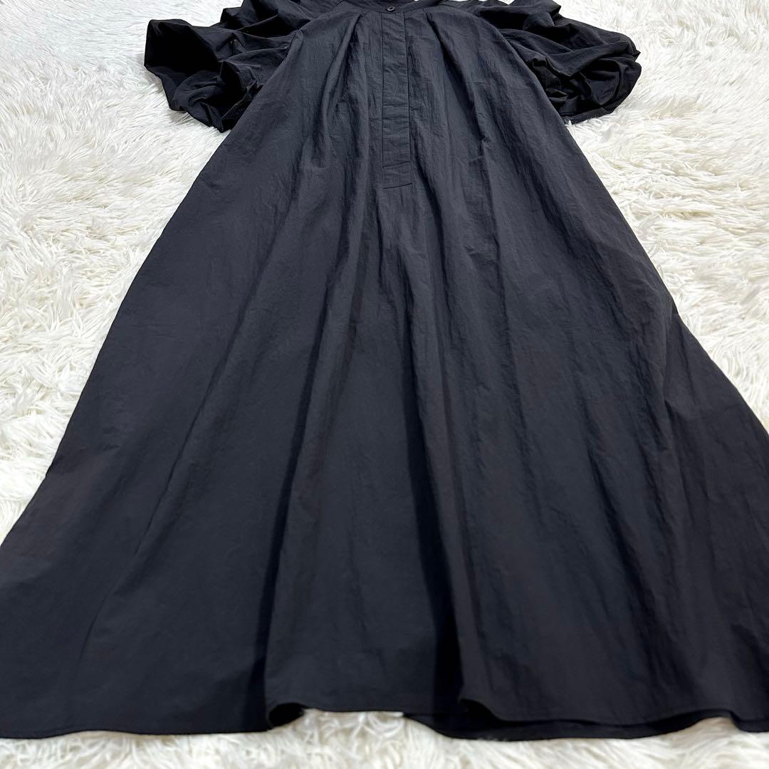 23年 美品 ルフィル ライトナイロンドレス フリル ボリュームスリーブ 黒