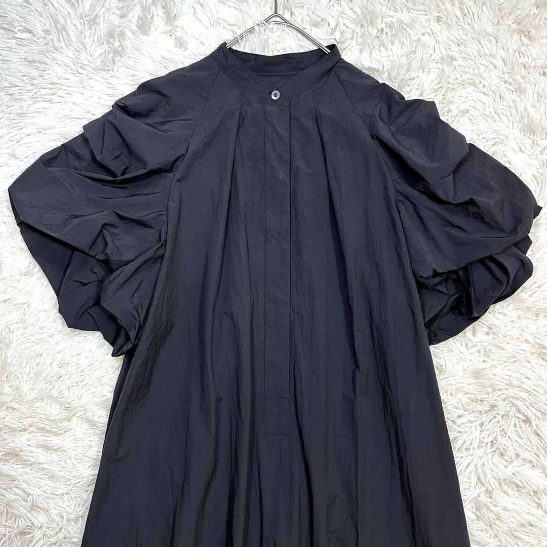 23年 美品 ルフィル ライトナイロンドレス フリル ボリュームスリーブ 黒