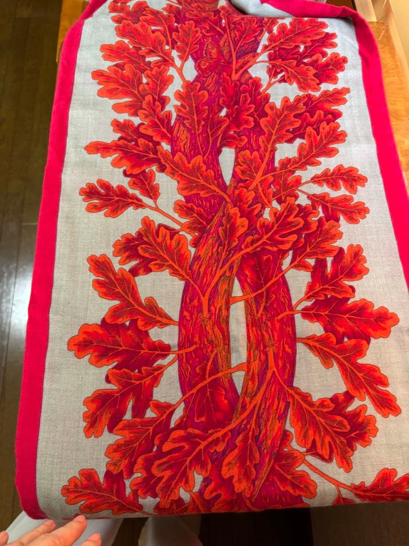 HERMES 赤い鳥デザイン マフラー