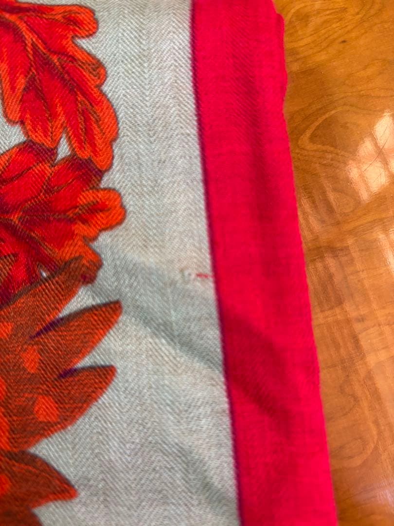 HERMES 赤い鳥デザイン マフラー