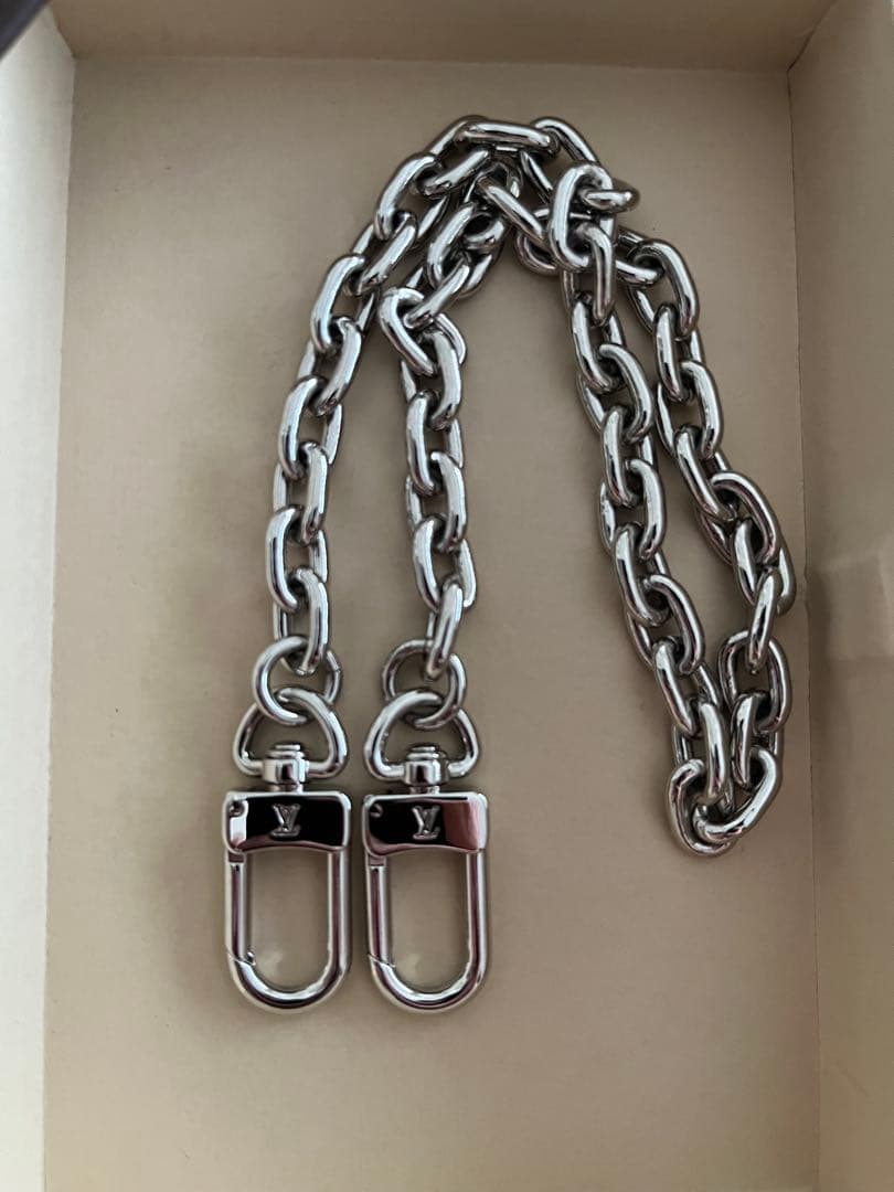 Louis Vuitton アコルディオン長財布の付属品 ウォレットチェーン