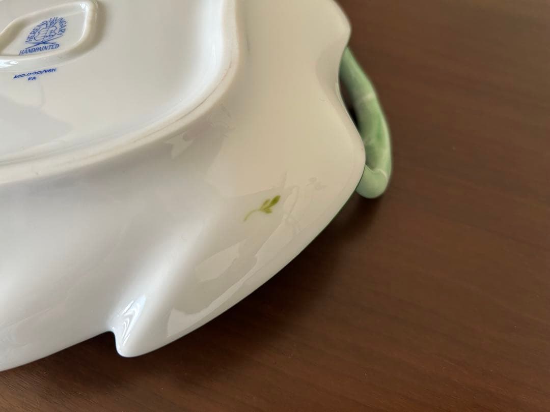 ヘレンド　ウィーンの薔薇ハンドル付きリーフトレイ