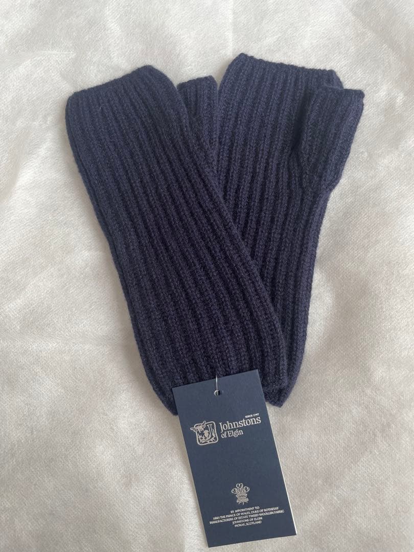 【新品未使用】ジョンストンズ Johnstons リブ リストウォーマー