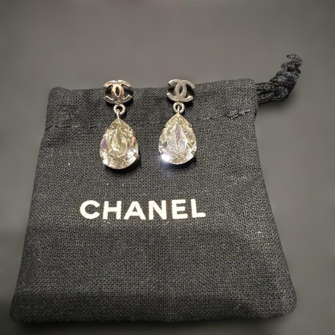 【正規品】CHANEL　シャネル　クリスタルドロップ型　ピアス