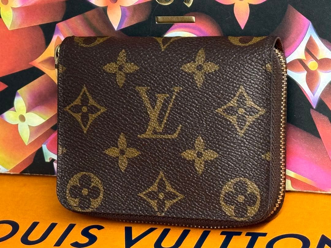 極美品！LOUIS VUITTONルイヴィトン　ジッピーパース　小銭入れ