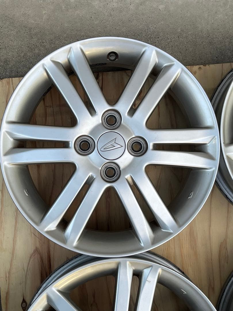 ダイハツ　タントエグゼ　純正ホイール　15インチ