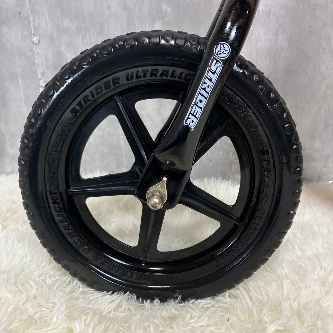 【未使用級】STRIDER SPORTS 12 ストライダー 赤　レッド