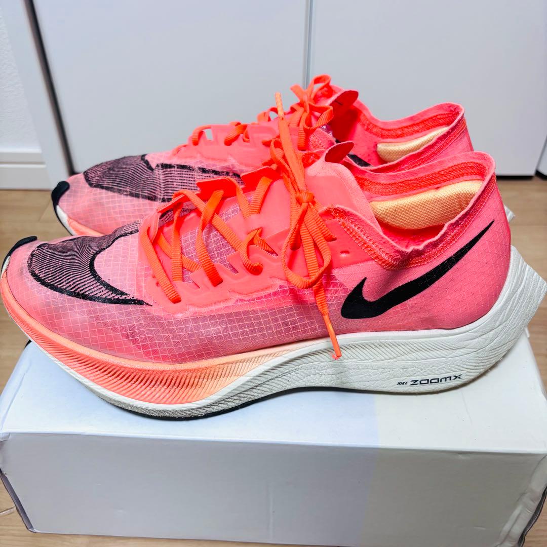 ナイキ　ランニングシューズ　ヴェイパーフライ オレンジ　28cm