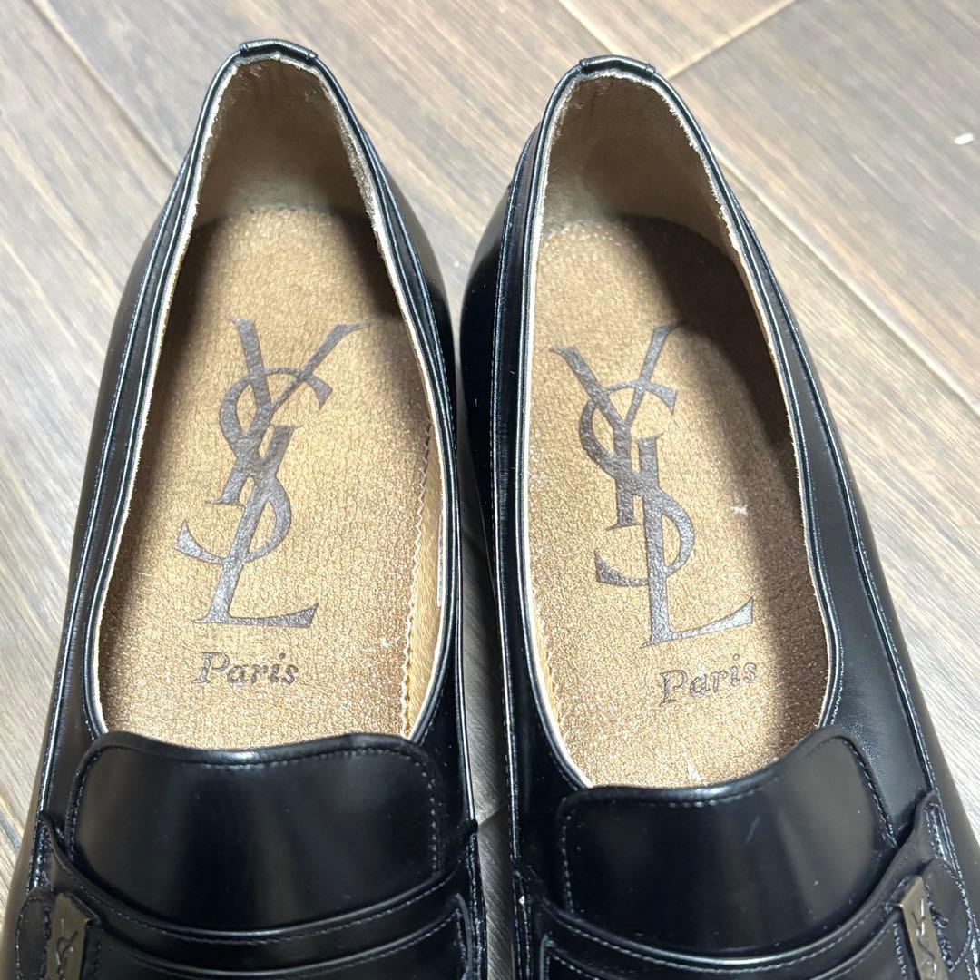 【未使用品】イヴ・サンローラン ブラックレザーローファー 25㎝