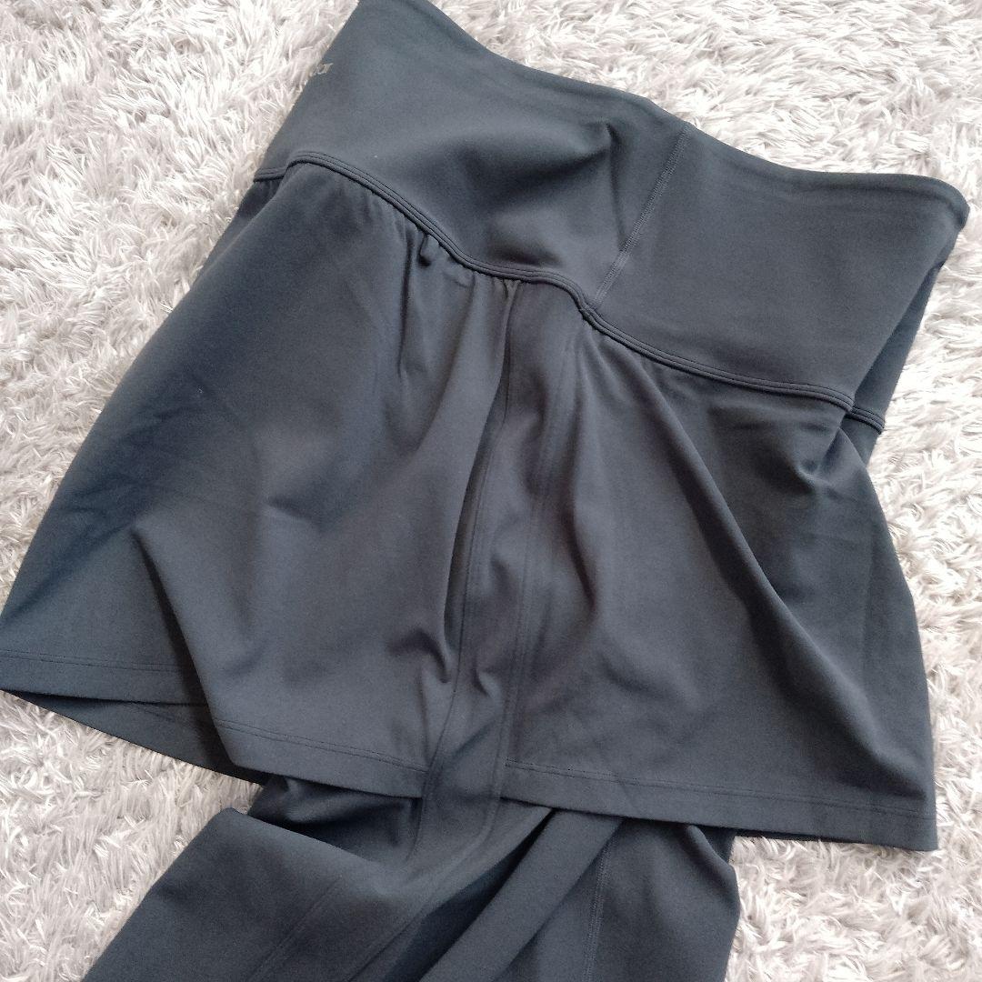 新品　アンダール　スポーツ　スパッツ　レギンス　スカート付き　XL　ブラック