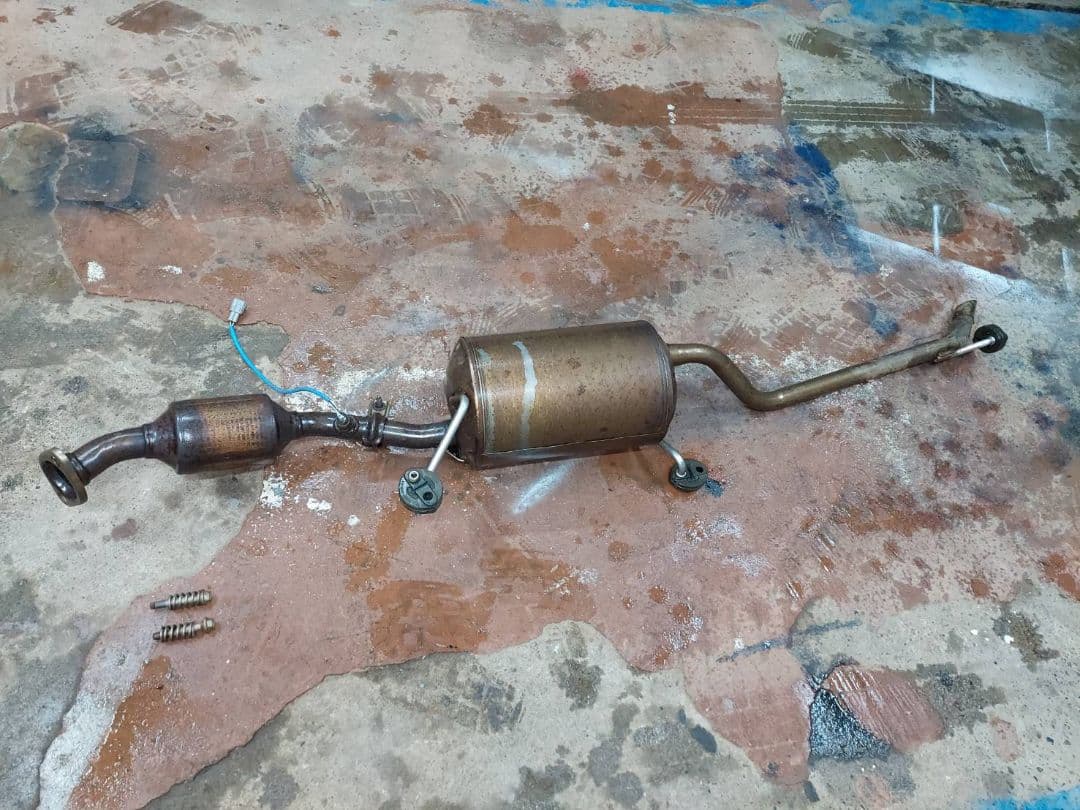 スズキキャリーDA16T純正マフラー