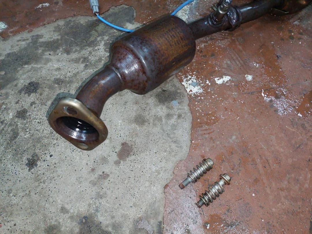 スズキキャリーDA16T純正マフラー