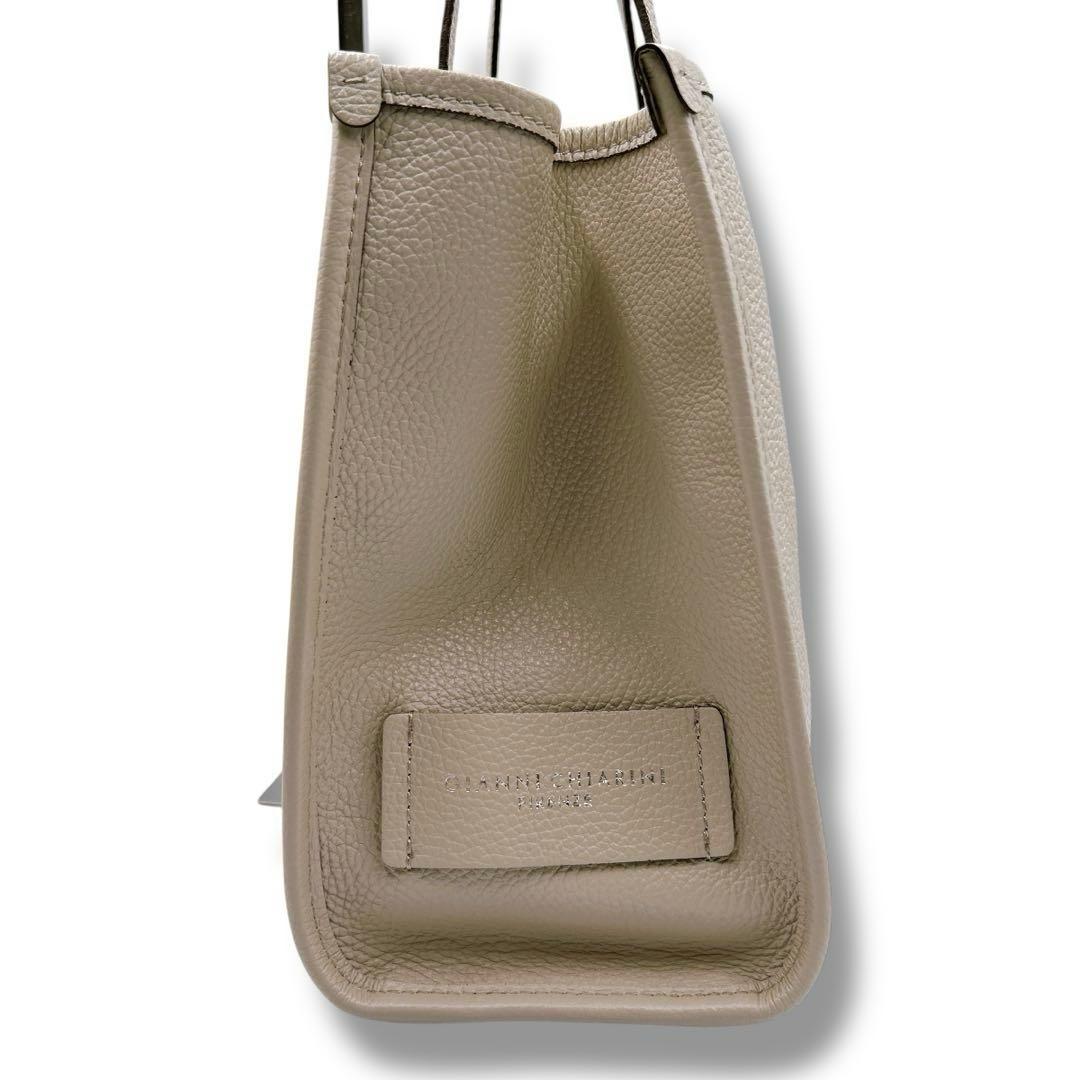 ✨新品級✨【GIANNI CHIARINI】マルチェッラ ポーチ付 トートバッグ